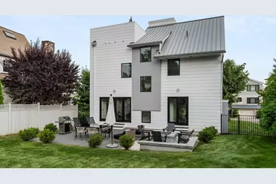 200 Hillspoint Road, Westport, CT 06880 - Photo 37