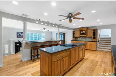 31 Stone Hedge Drive, North Haven, CT 06473 - Photo 11