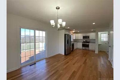 47 Rowland Farm Road #28, Oxford, CT 06478 - Photo 3