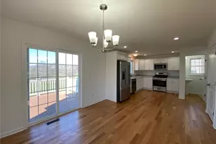 47 Rowland Farm Rd, Oxford, CT 06478 - Photo 3