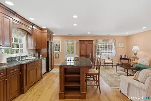 25 Norwood Rd, West Hartford, CT 06117 - Photo 13