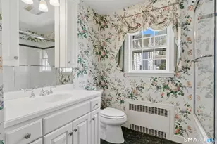 25 Norwood Rd, West Hartford, CT 06117 - Photo 31