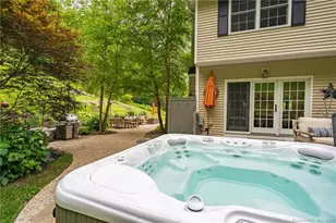 260 White Deer Rocks Rd, Woodbury, CT 06798 - Photo 13