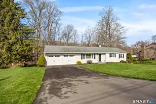 825 Farmington Dr, Cheshire, CT 06410 - Photo 3