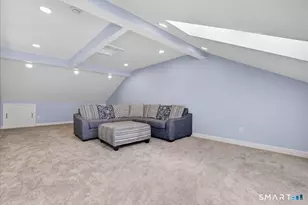 675 Townsend Ave, New Haven, CT 06512 - Photo 17