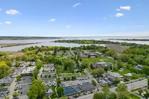 25 Sheffield St, Old Saybrook, CT 06475 - Photo 37