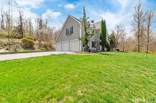 83 Valley Stream Ln, Southbury, CT 06488 - Photo 3