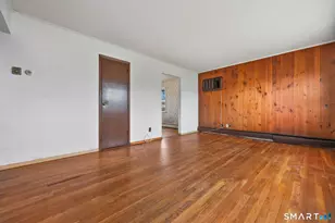 51 Fair Sailing Rd, West Haven, CT 06516 - Photo 9