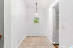 4 Topping Ln, Norwalk, CT 06854 - Photo 7