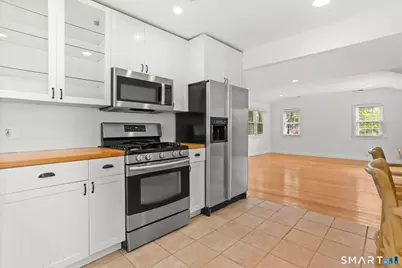 4 Topping Lane, Norwalk, CT 06854 - Photo 9