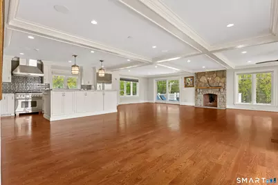 70 Kenilworth Drive East, Stamford, CT 06902 - Photo 11