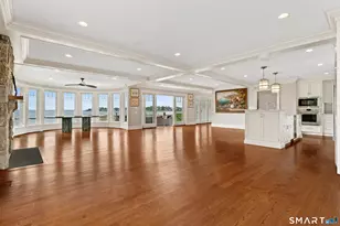 70 Kenilworth Dr E, Stamford, CT 06902 - Photo 9