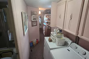 48 Blueberry Ln, Danbury, CT 06810 - Photo 9