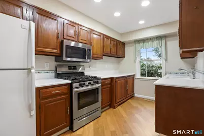 33 Talbot Lane, Greenwich, CT 06830 - Photo 5