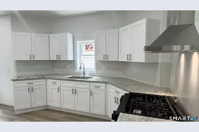 16 Arch Street #3, Waterbury, CT 06710 - Photo 5