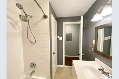 24 College Street #6, Clinton, CT 06413 - Photo 7