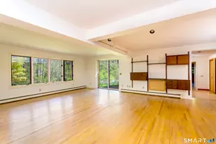 155 Labbance Ln, Fairfield, CT 06824 - Photo 31