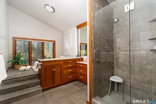 155 Labbance Ln, Fairfield, CT 06824 - Photo 23