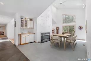 54 Rock Hill Rd, Woodbridge, CT 06525 - Photo 9
