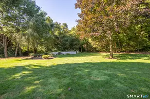 1609 Sturbridge Ct, Cheshire, CT 06410 - Photo 3