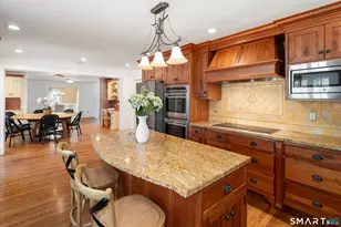 231 Roxbury Rd, Stamford, CT 06902 - Photo 9