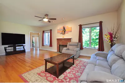 98 Old Farms Road, Glastonbury, CT 06073 - Photo 7
