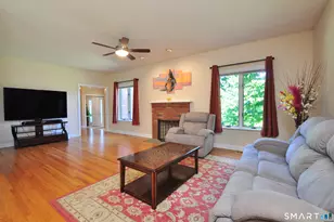 98 Old Farms Rd, Glastonbury, CT 06073 - Photo 7