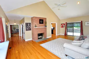98 Old Farms Rd, Glastonbury, CT 06073 - Photo 17