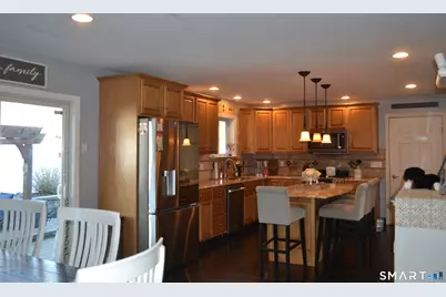 571 Old Colchester Road, Montville, CT 06382 - Photo 9