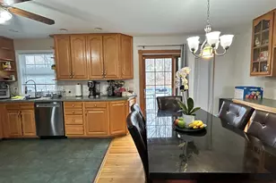 39 Asia Cir, Bridgeport, CT 06610 - Photo 5