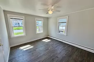 4 Anita Ave, Waterford, CT 06385 - Photo 17