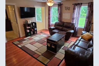 913 Pleasant Valley Road, South Windsor, CT 06074 - Photo 17