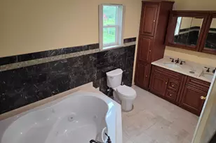 913 Pleasant Valley Rd, South Windsor, CT 06074 - Photo 21