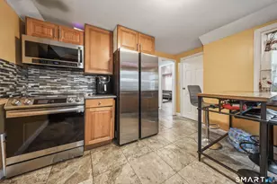231 Capitol Ave, Waterbury, CT 06705 - Photo 9
