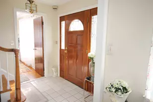 52 Gail Dr, Waterbury, CT 06704 - Photo 3