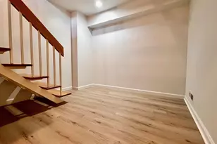 320 Strawberry Hill Ave, Stamford, CT 06902 - Photo 23