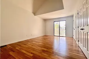 320 Strawberry Hill Ave, Stamford, CT 06902 - Photo 11