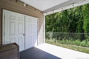 603 Brookside Ct, Newtown, CT 06470 - Photo 27