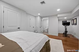 323 Sterling Dr, Newington, CT 06111 - Photo 29