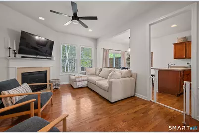 323 Sterling Drive #323, Newington, CT 06111 - Photo 11