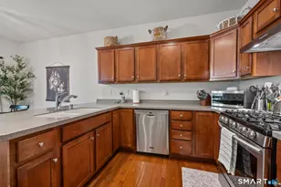 323 Sterling Dr, Newington, CT 06111 - Photo 5