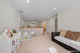 323 Sterling Dr, Newington, CT 06111 - Photo 27