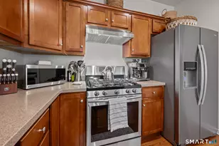 323 Sterling Dr, Newington, CT 06111 - Photo 3