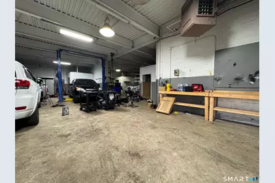 241 Ledyard Street #B8, Hartford, CT 06114 - Photo 9