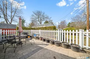 2 Lee Ln, Windsor Locks, CT 06096 - Photo 13