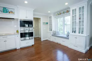 5 Shirecrest, Avon, CT 06001 - Photo 3