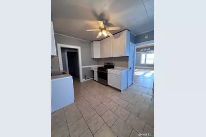 448 Hillside Avenue #2, Hartford, CT 06106 - Photo 17