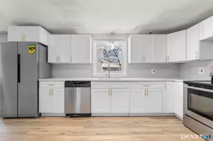 44 Garden St, Meriden, CT 06451 - Photo 13