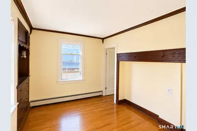 23 Farnham Avenue #2nd Floor Rear, Torrington, CT 06790 - Photo 9