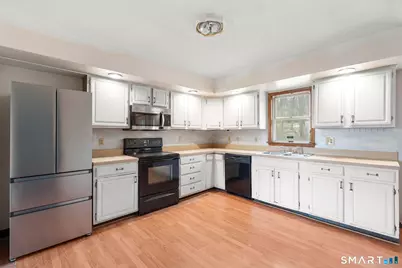 805 Woodin Street, Hamden, CT 06514 - Photo 9